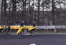 Le robot SpotMini de Boston Dynamics est capable de tracter un véhicule