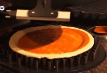 Here is Pazzi, the world’s first autonomous pizza robot