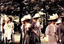 Sunday walk in the Bois de Boulogne in Paris, around 1900