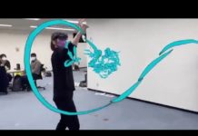 Mixed reality painting with HoloLens 2 by Japanese artist AIMI SEKIGUCHI