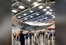 Air_ray se déplace dans l’air comme une raie manta se déplace dans l’eau