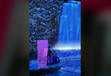 La réalité augmentée vient révéler la poésie d’une esquisse et éveiller nos sens devant cet oeuvre magnifique