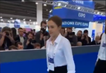 Un inventeur russe a présenté à l’Innovation Expo 2025 des chaussures qui permettraient… de marcher sur l’eau 👇